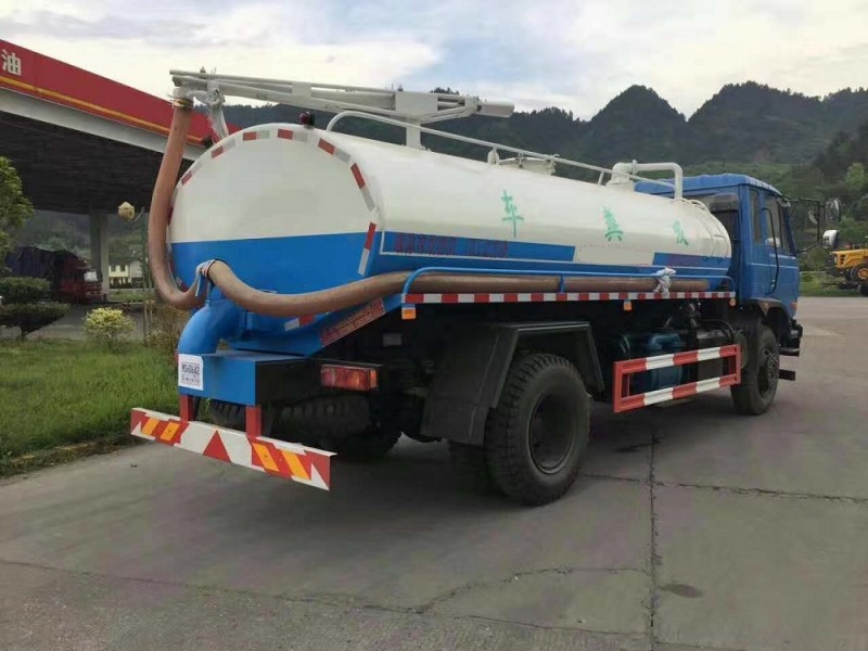 東風153(12方)吸糞車