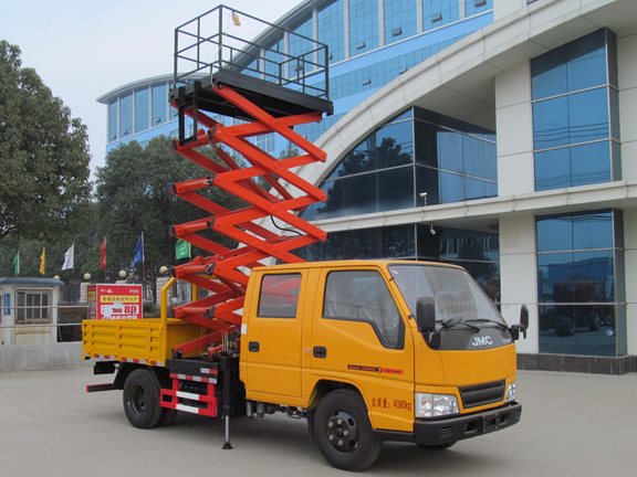 江鈴雙排座8-10米平臺升降高空作業車圖片