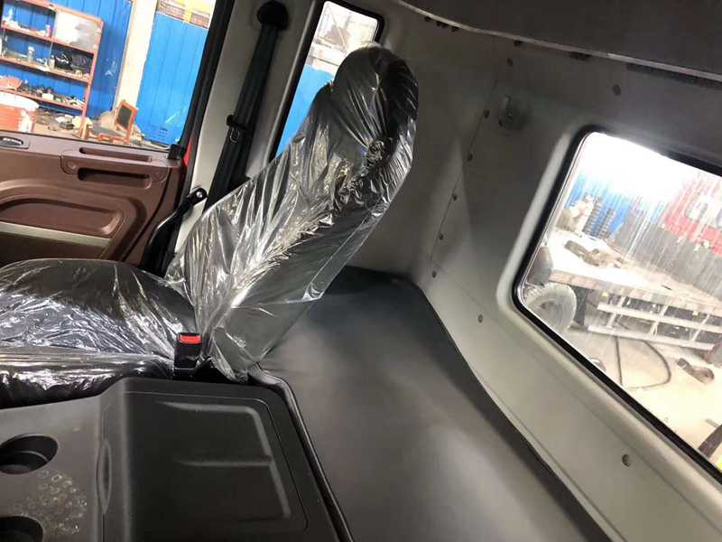 江淮K5前四后八平板運(yùn)輸車 江淮K5前四后八平板運(yùn)輸車圖片