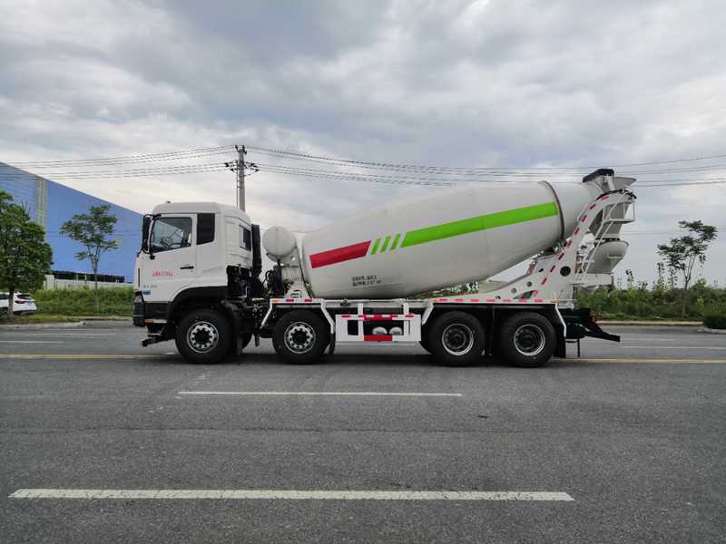 東風(fēng)天龍國六天燃?xì)鈹嚢柢嚕?0-12方）圖片