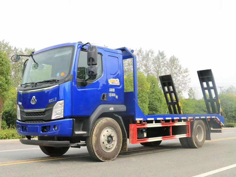 柳汽單橋平板運(yùn)輸車（國六）